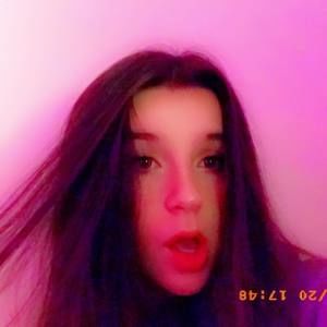 Meet your Posher, Ella